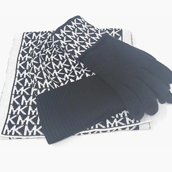 Michael Kors Scarf Hat Glove Box Gift Set - Picture 1 of 3
